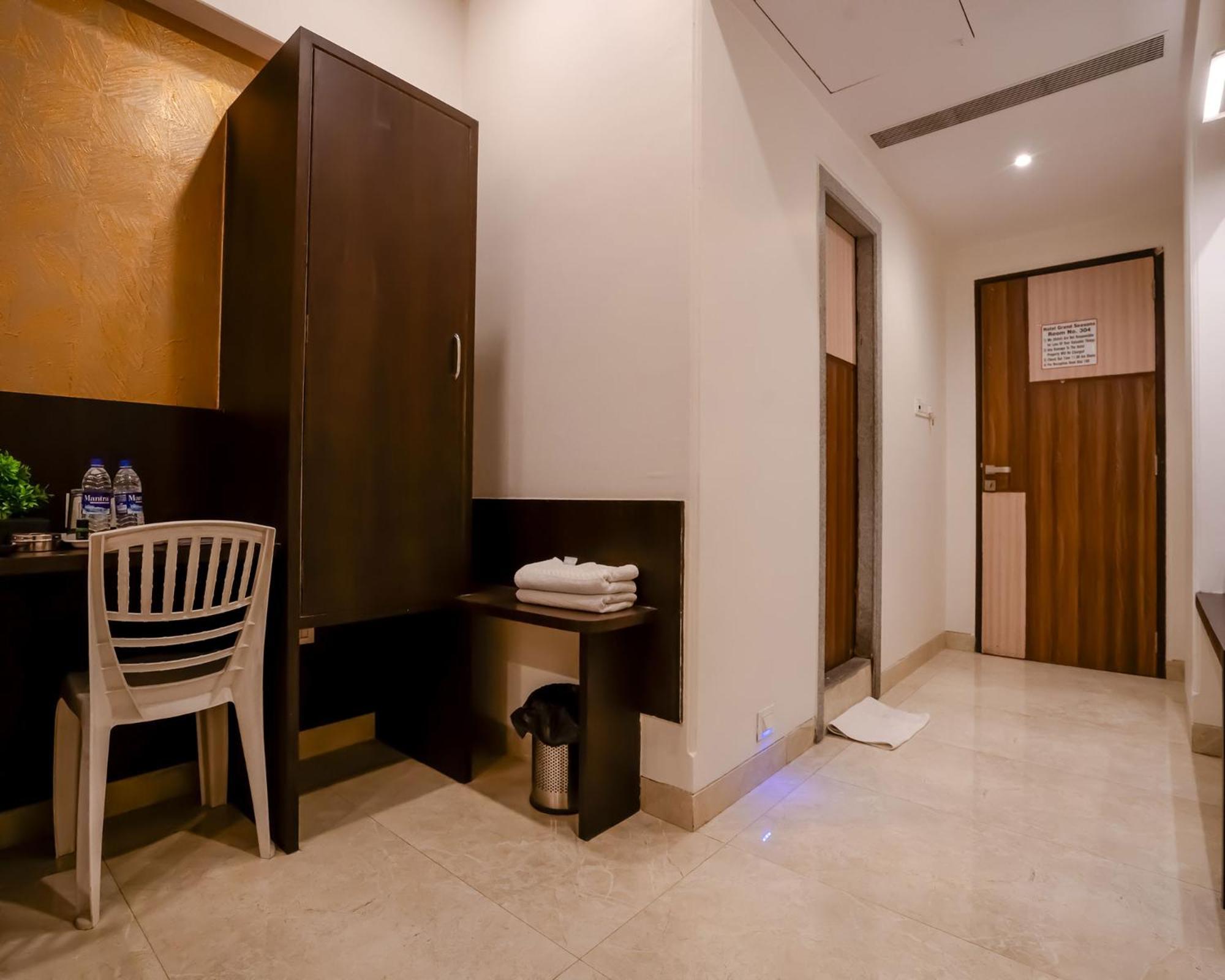 Hotel Grand Seasons- Navi Mumbai Dış mekan fotoğraf