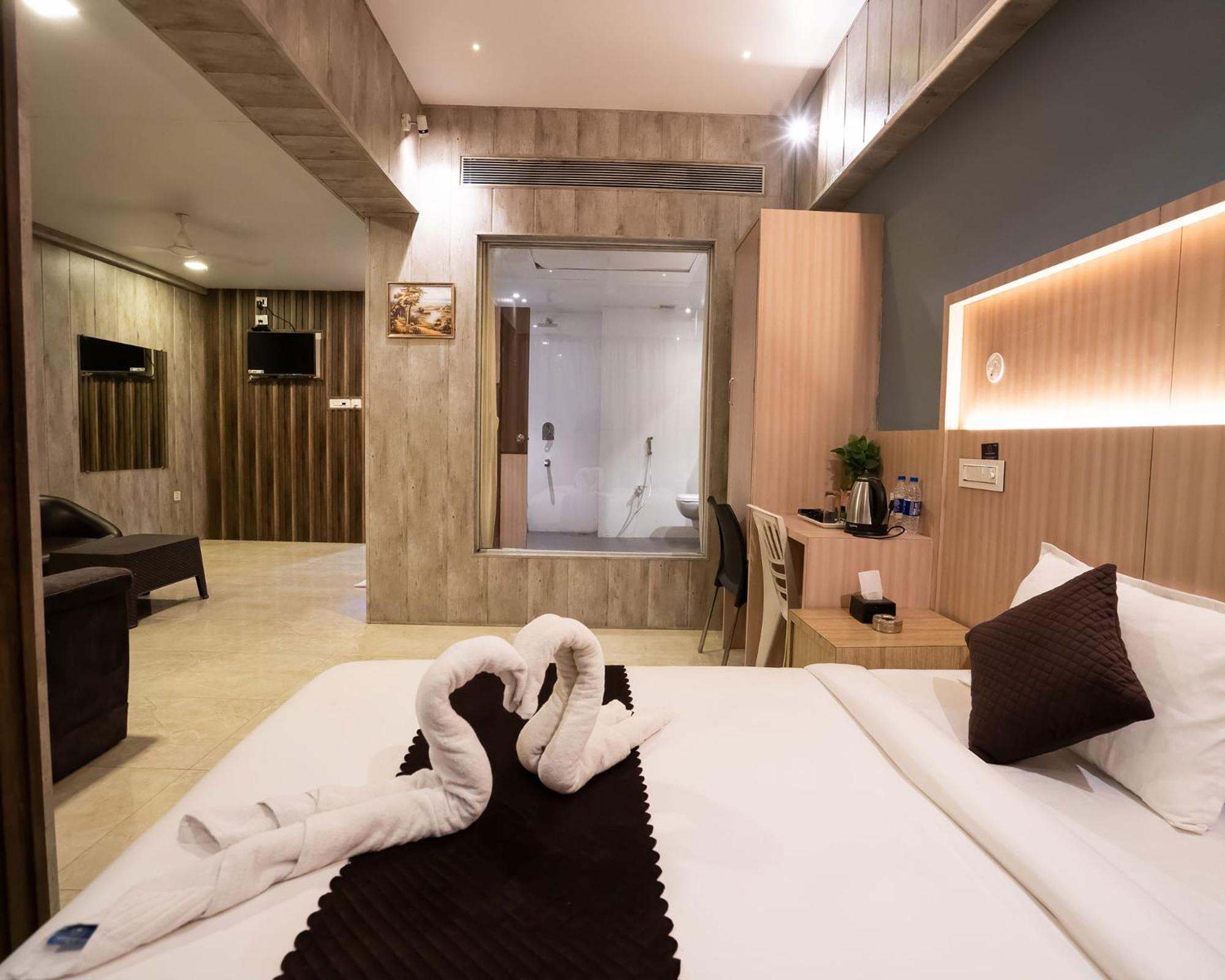 Hotel Grand Seasons- Navi Mumbai Dış mekan fotoğraf