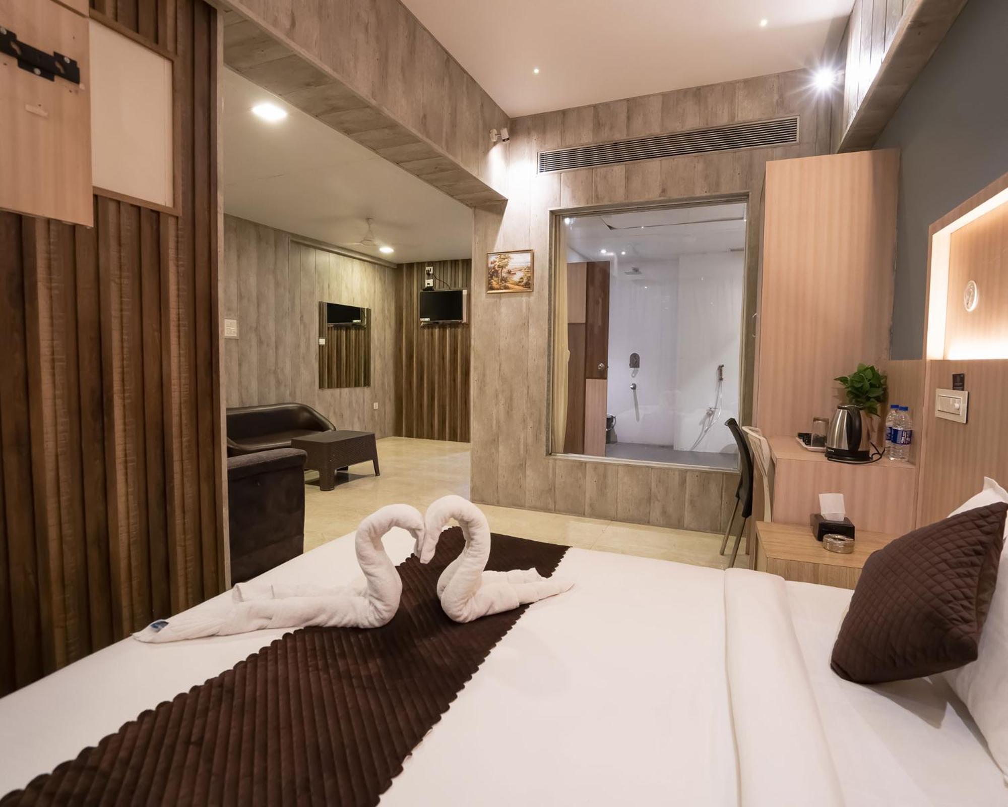 Hotel Grand Seasons- Navi Mumbai Dış mekan fotoğraf